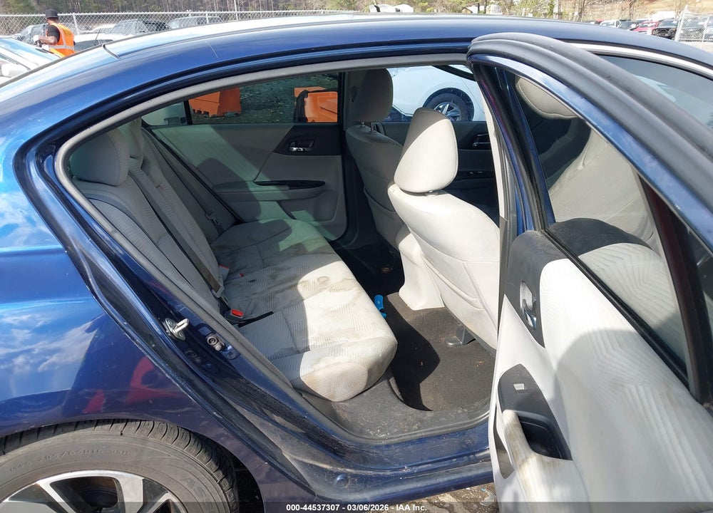 2017 HONDA ACCORD LX VIN: 1HGCR2F34HA236948