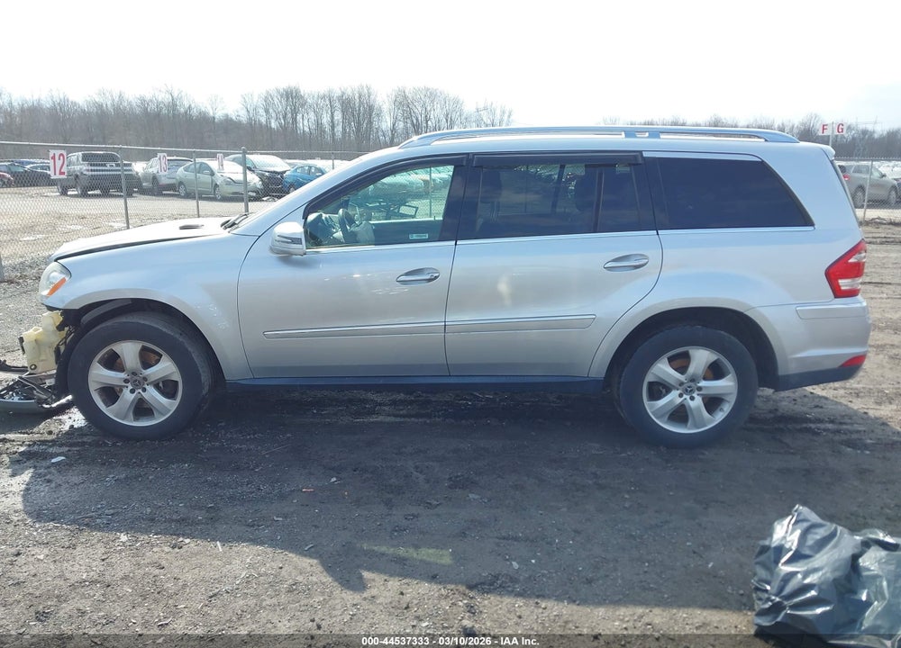 2011 MERCEDES-BENZ GL 450 4MATIC VIN: 4JGBF7BEXBA725848