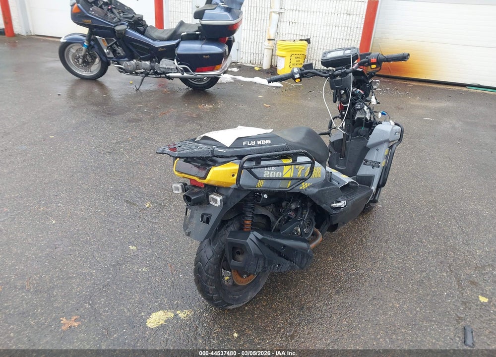 2025 ZHILONG SCOOTER  TANK VIN: HZ2TCDM46S1007414