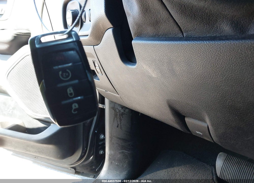2019 RAM 1500 REBEL VIN: 1C6SRFLT8KN869076