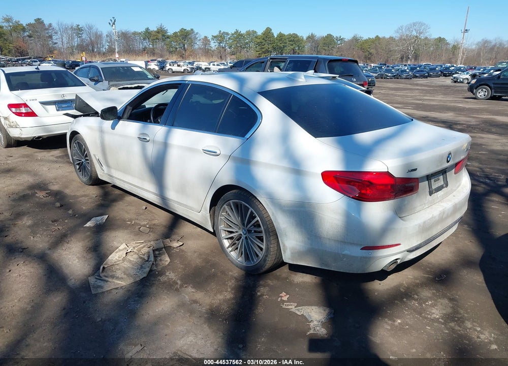 2018 BMW 530I XDRIVE VIN: WBAJA7C56JWA73289