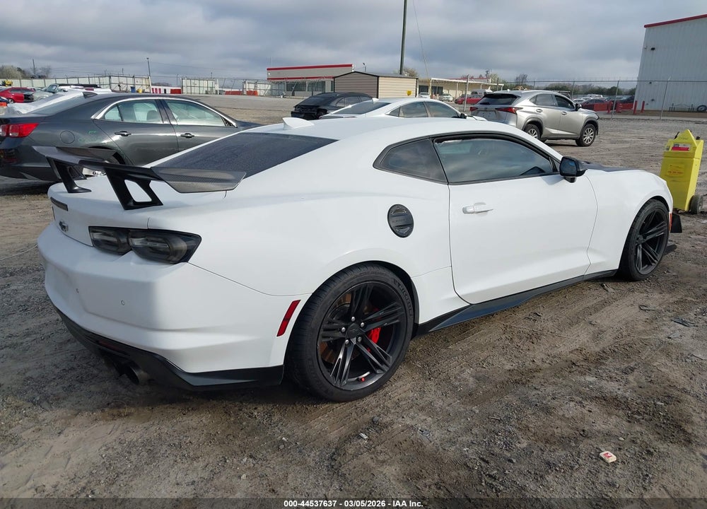 2019 CHEVROLET CAMARO ZL1 VIN: 1G1FK1R61K0151815