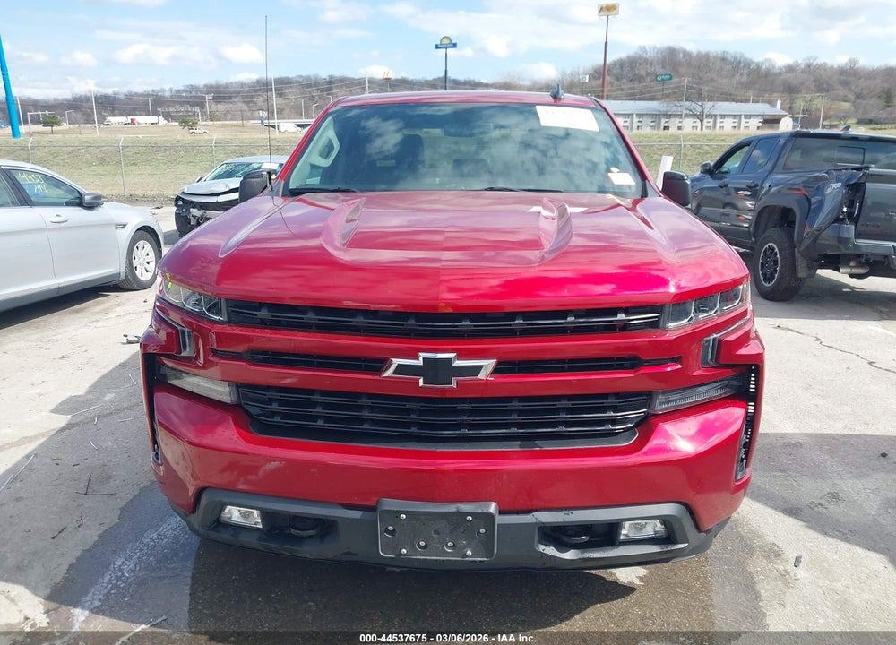 2021 CHEVROLET SILVERADO 1500 4WD  SHORT BED RST VIN: 1GCUYEED8MZ335012