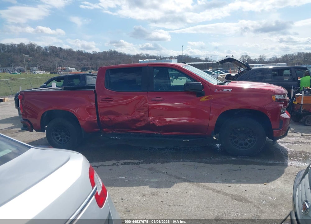 2021 CHEVROLET SILVERADO 1500 4WD  SHORT BED RST VIN: 1GCUYEED8MZ335012