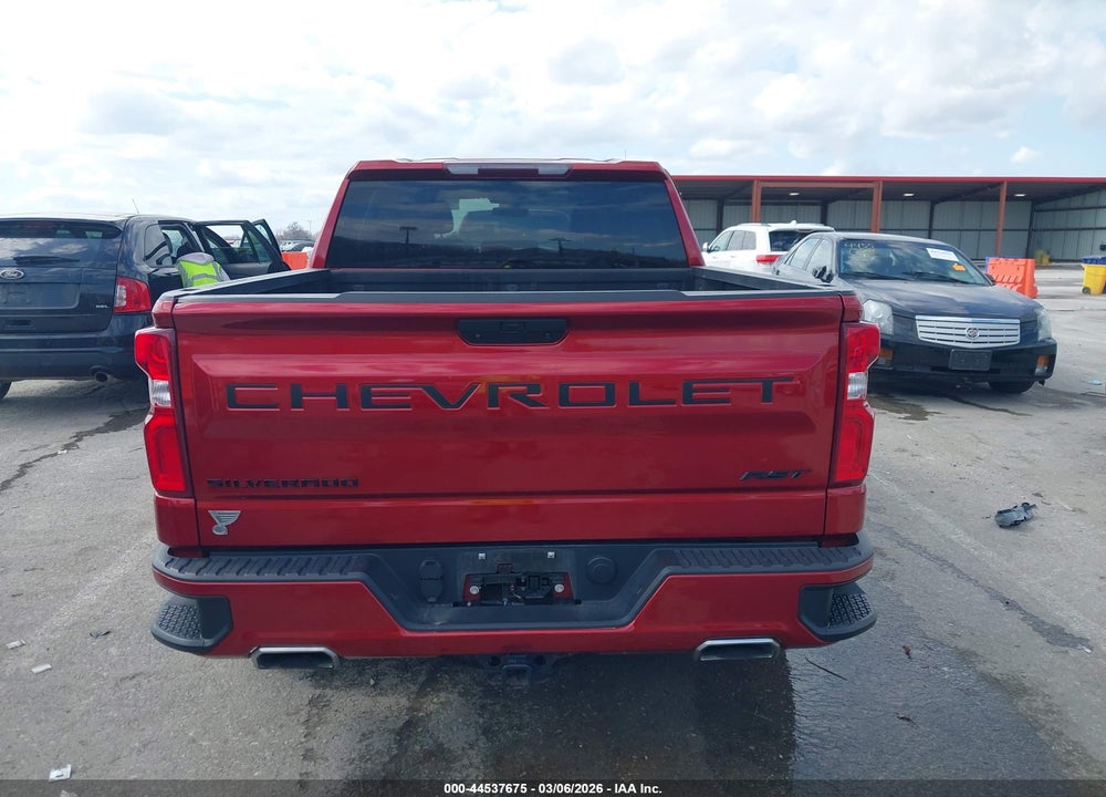 2021 CHEVROLET SILVERADO 1500 4WD  SHORT BED RST VIN: 1GCUYEED8MZ335012