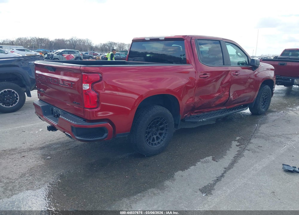 2021 CHEVROLET SILVERADO 1500 4WD  SHORT BED RST VIN: 1GCUYEED8MZ335012