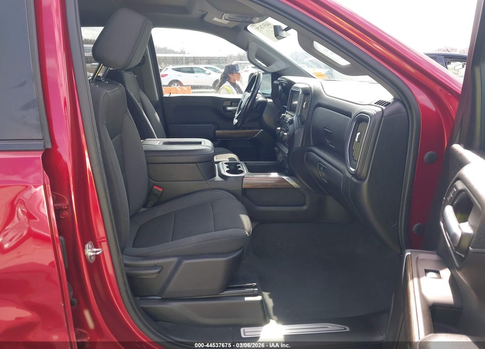 2021 CHEVROLET SILVERADO 1500 4WD  SHORT BED RST VIN: 1GCUYEED8MZ335012