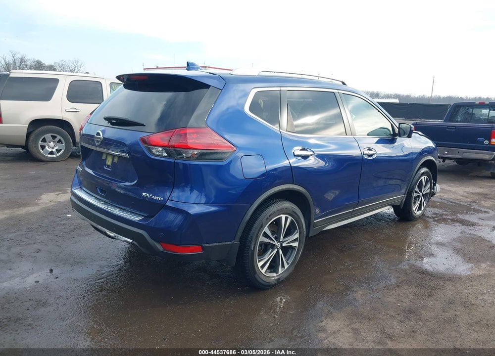 2019 NISSAN ROGUE SV VIN: JN8AT2MV2KW381433