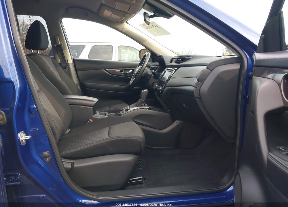 2019 NISSAN ROGUE SV VIN: JN8AT2MV2KW381433