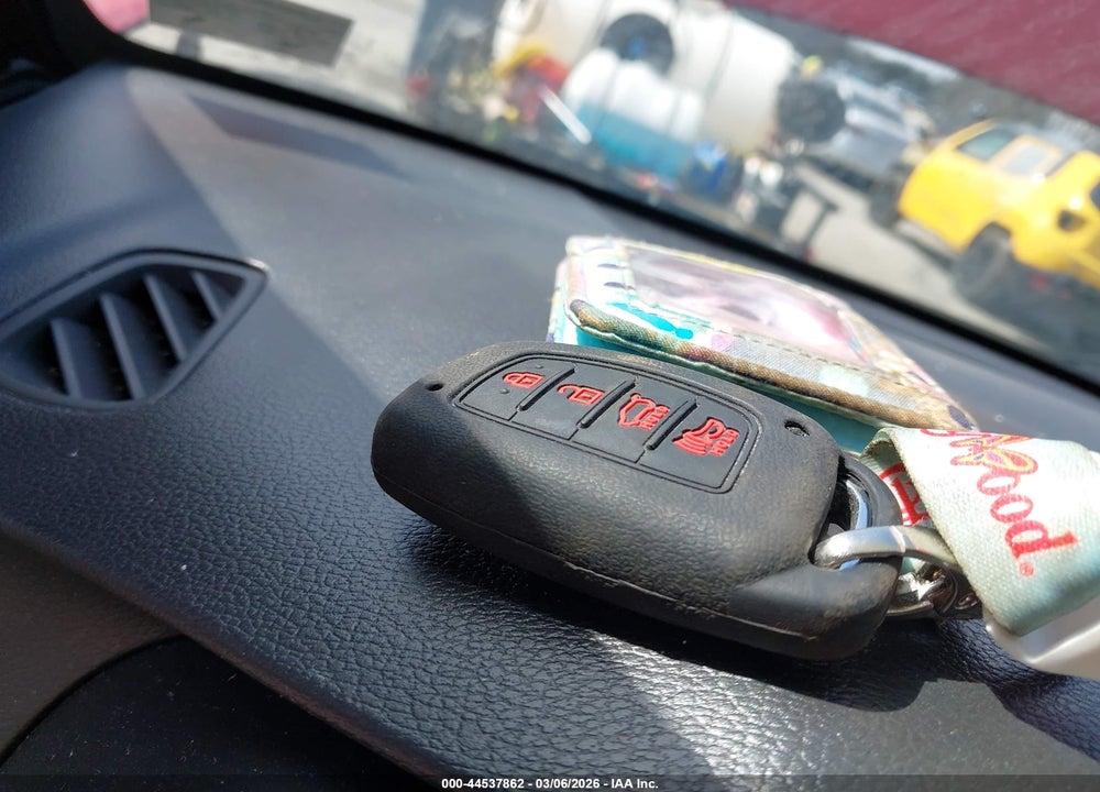 2019 HYUNDAI TUCSON VALUE VIN: KM8J3CA40KU014048