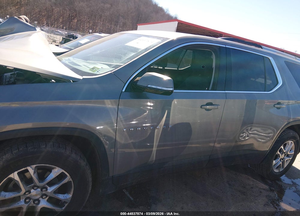 2018 CHEVROLET TRAVERSE 1LT VIN: 1GNEVGKW6JJ143538