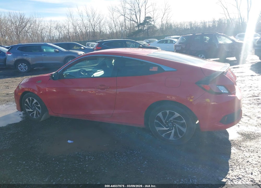 2017 HONDA CIVIC LX VIN: 2HGFC4B58HH301352