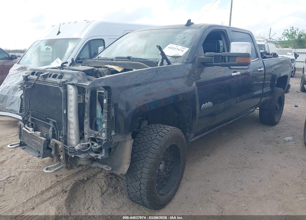 2018 CHEVROLET SILVERADO 2500HD HIGH COUNTRY VIN: 1GC1KXEY1JF137856