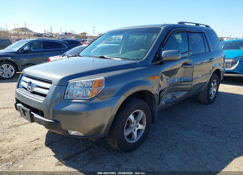 2007 HONDA PILOT EX VIN: 5FNYF184X7B010318