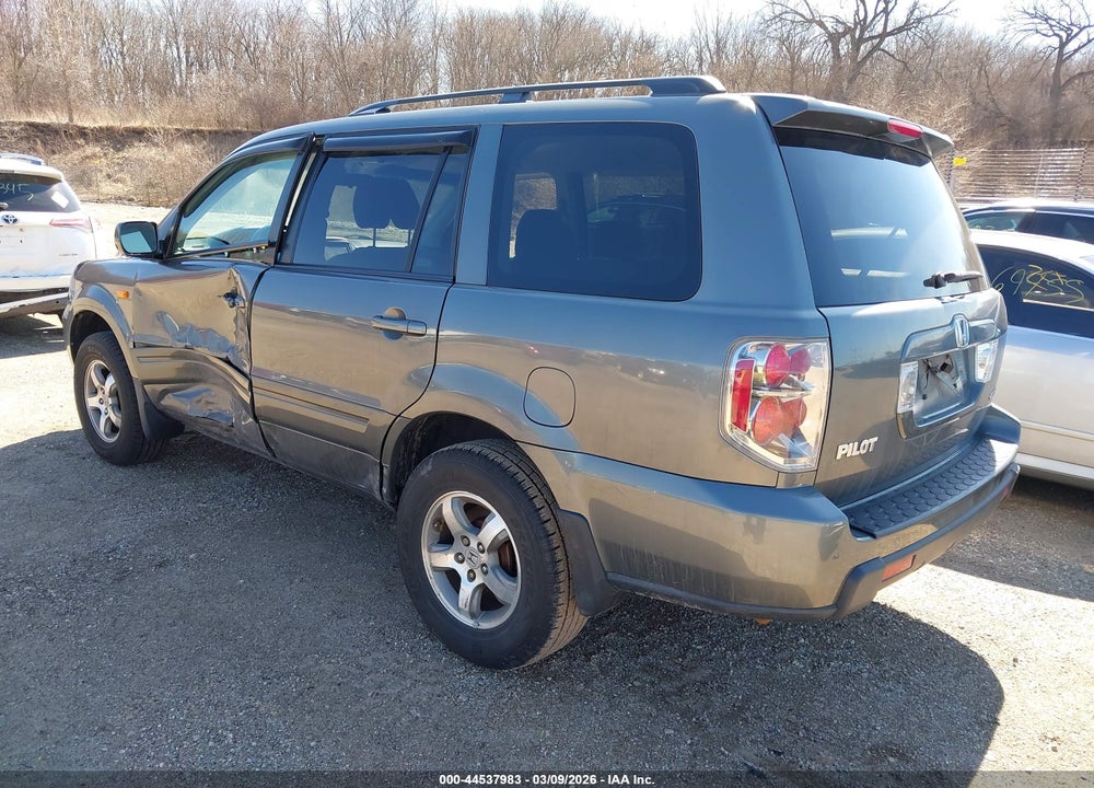 2007 HONDA PILOT EX VIN: 5FNYF184X7B010318