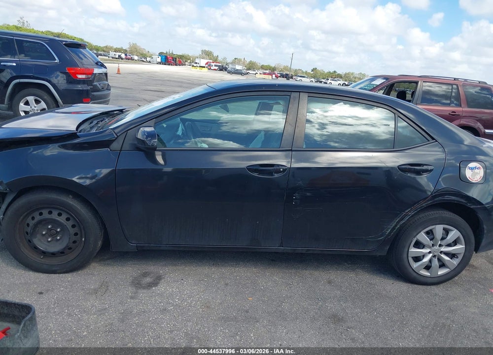2016 TOYOTA COROLLA LE VIN: 5YFBURHE2GP515860