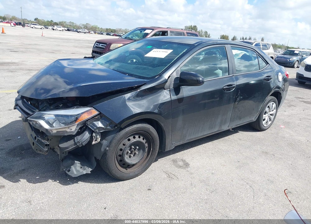 2016 TOYOTA COROLLA LE VIN: 5YFBURHE2GP515860