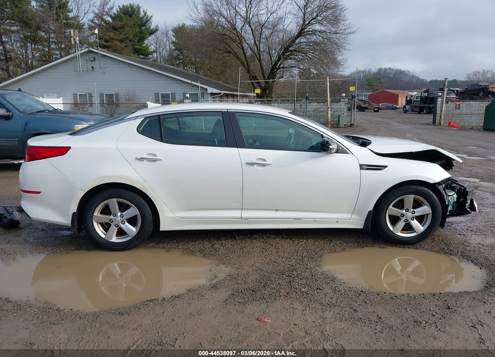 2015 KIA OPTIMA LX VIN: KNAGM4A72F5658272