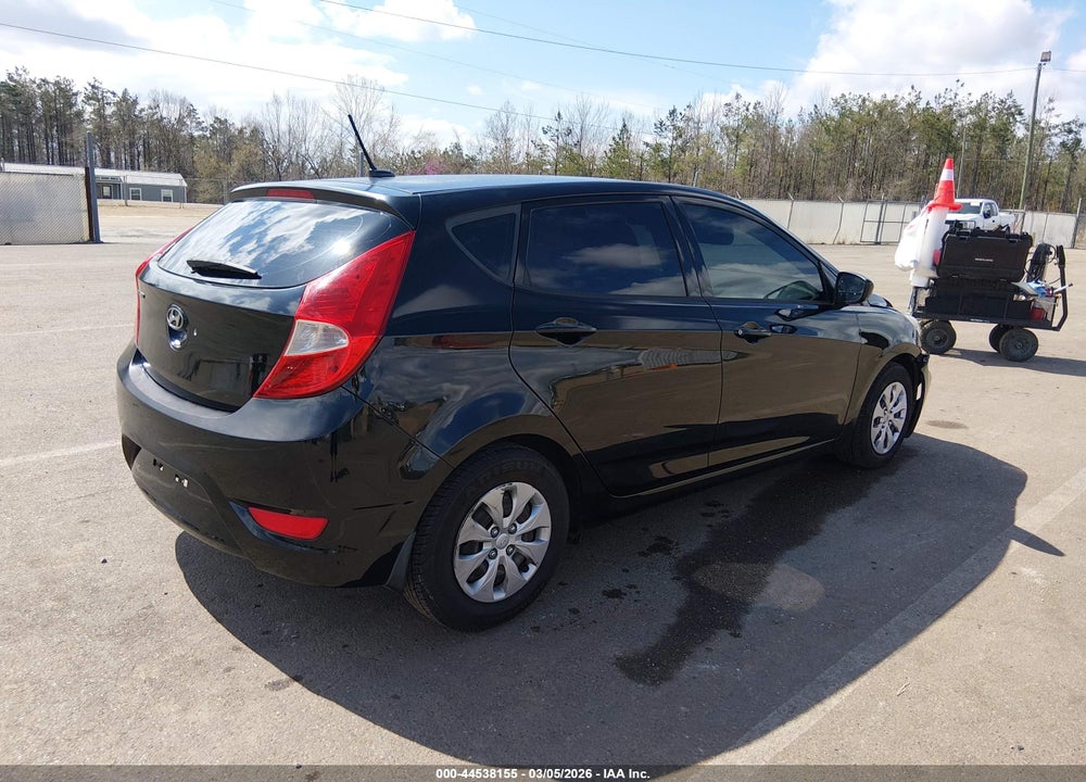 2015 HYUNDAI ACCENT GS VIN: KMHCT5AE7FU212130
