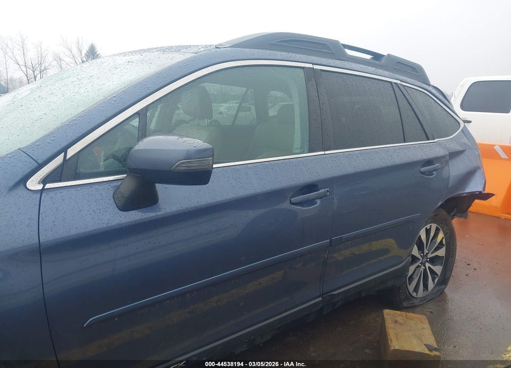 2017 SUBARU OUTBACK 2.5I LIMITED VIN: 4S4BSAKC9H3284136