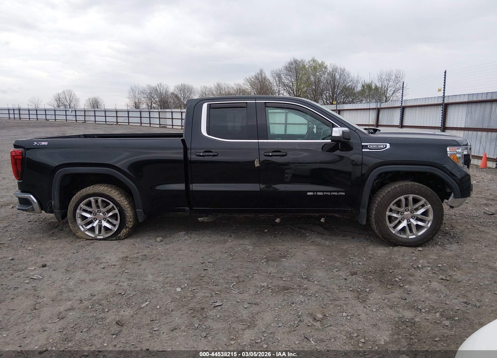 2021 GMC SIERRA 1500 4WD  STANDARD BOX SLE VIN: 1GTR9BEDXMZ336132