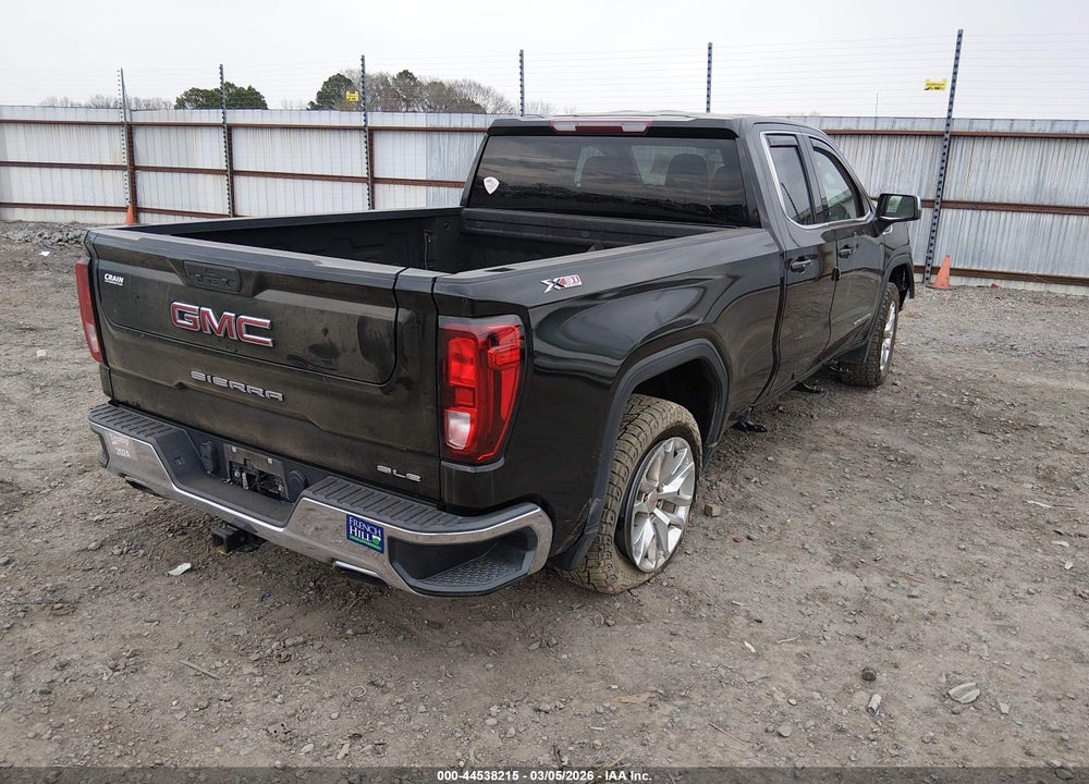 2021 GMC SIERRA 1500 4WD  STANDARD BOX SLE VIN: 1GTR9BEDXMZ336132