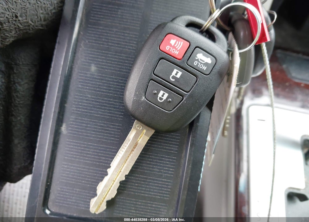 2014 TOYOTA CAMRY XLE VIN: 4T4BF1FK5ER390620