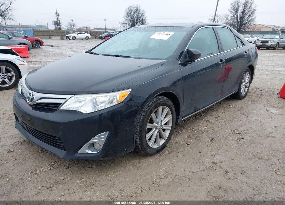 2014 TOYOTA CAMRY XLE VIN: 4T4BF1FK5ER390620