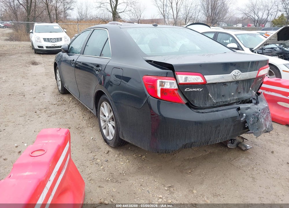2014 TOYOTA CAMRY XLE VIN: 4T4BF1FK5ER390620