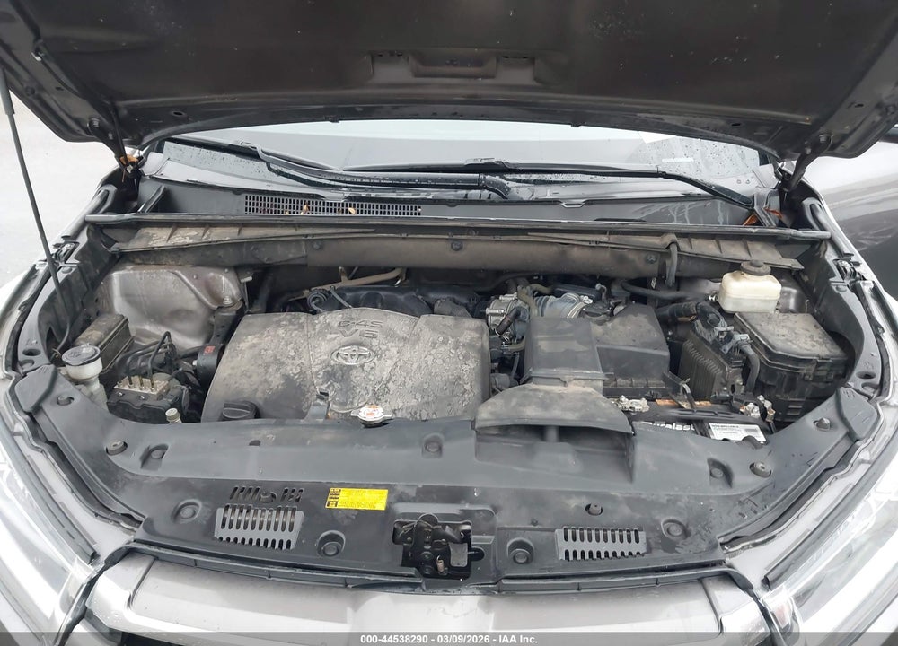 2018 TOYOTA HIGHLANDER LIMITED VIN: 5TDYZRFH9JS266559