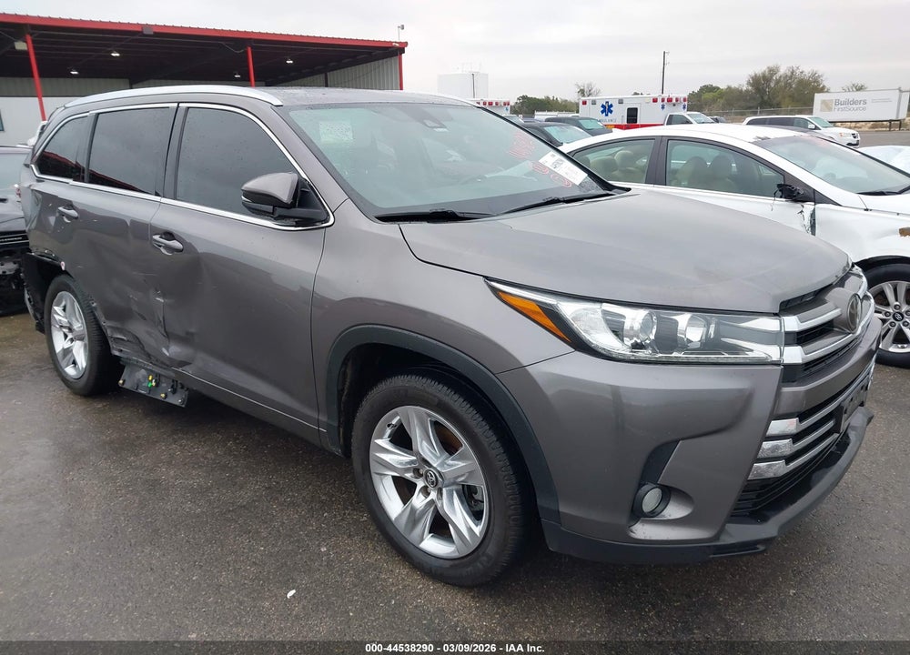 2018 TOYOTA HIGHLANDER LIMITED VIN: 5TDYZRFH9JS266559