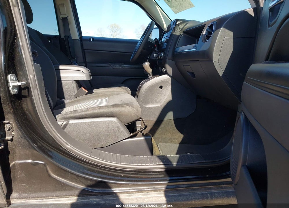 2015 JEEP PATRIOT SPORT VIN: 1C4NJPBBXFD401860