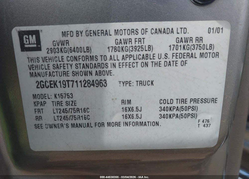 2001 CHEVROLET SILVERADO 1500 LS VIN: 2GCEK19T711284963