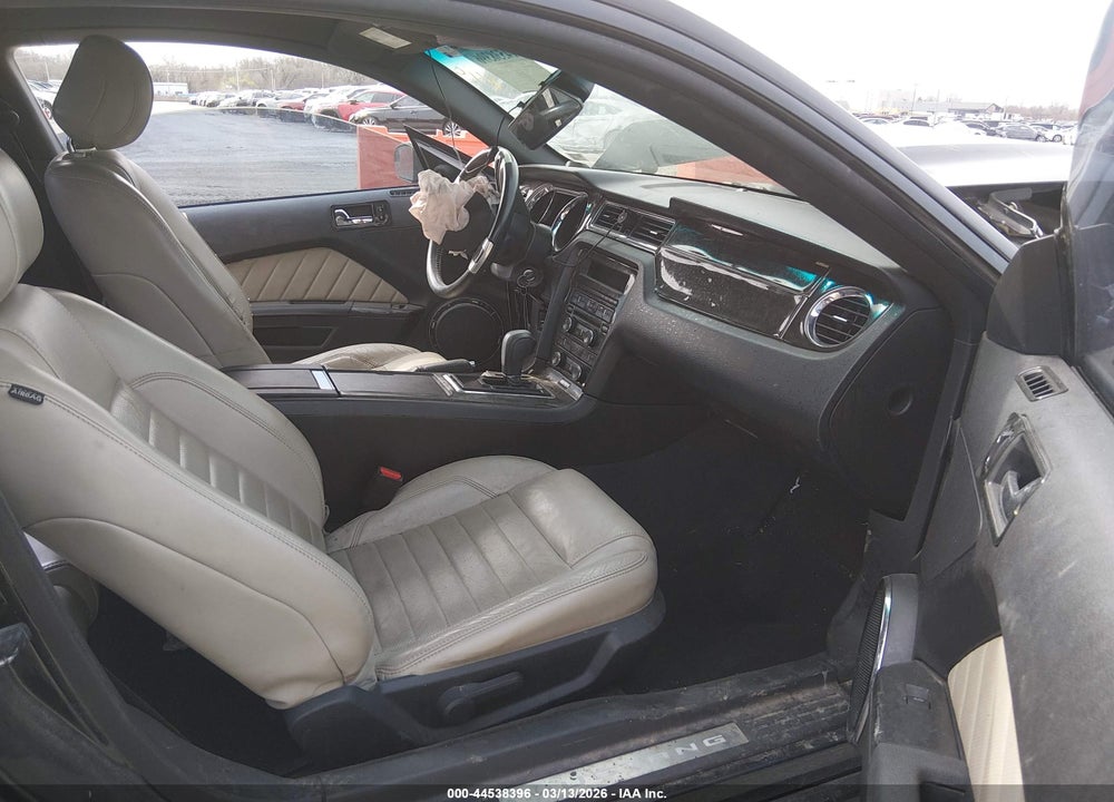 2013 FORD MUSTANG V6 PREMIUM VIN: 1ZVBP8AM7D5239667