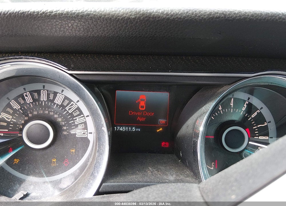 2013 FORD MUSTANG V6 PREMIUM VIN: 1ZVBP8AM7D5239667
