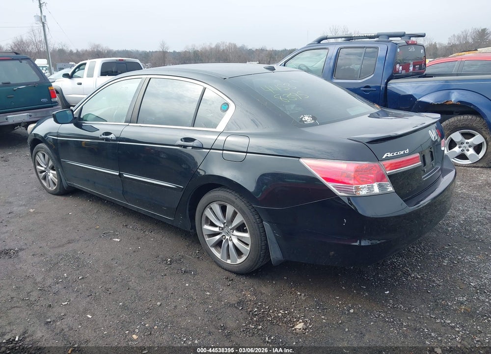 2011 HONDA ACCORD 2.4 EX-L VIN: 1HGCP2F88BA130088
