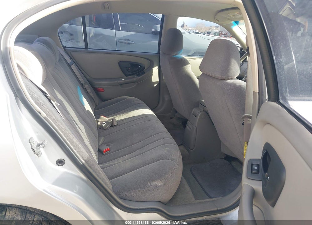 2005 CHEVROLET CLASSIC VIN: 1G1ND52F65M162443