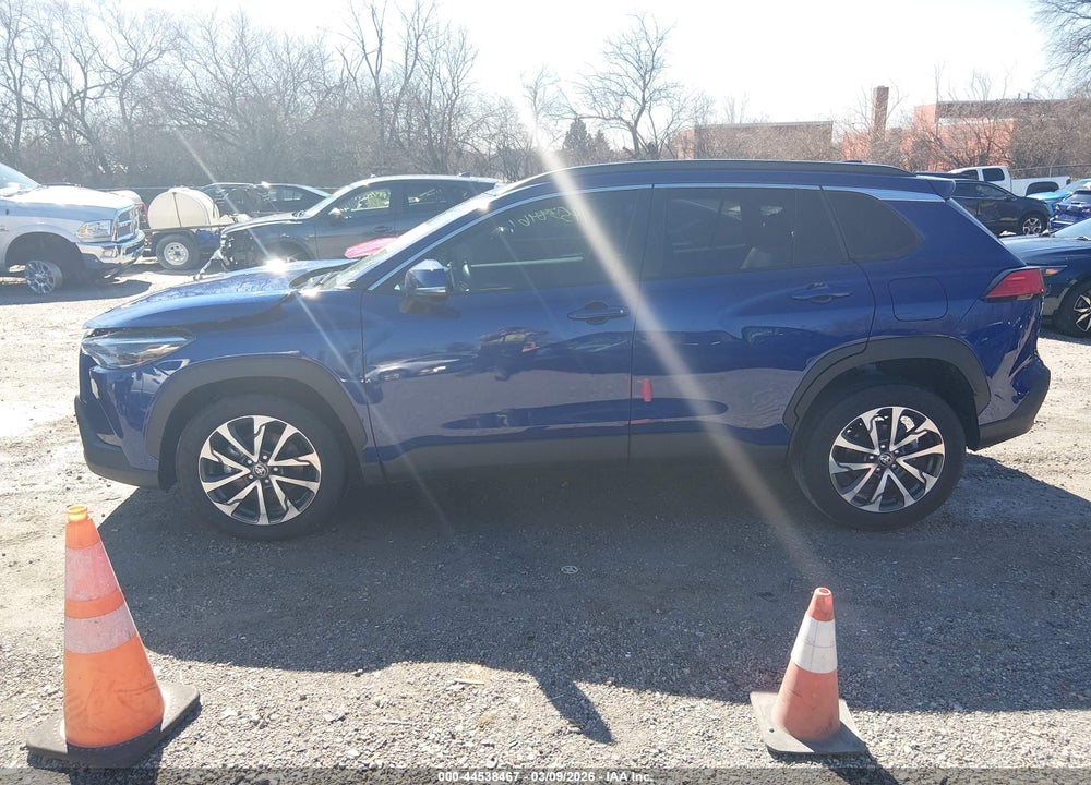 2022 TOYOTA COROLLA CROSS XLE VIN: 7MUDAAAG2NV028828