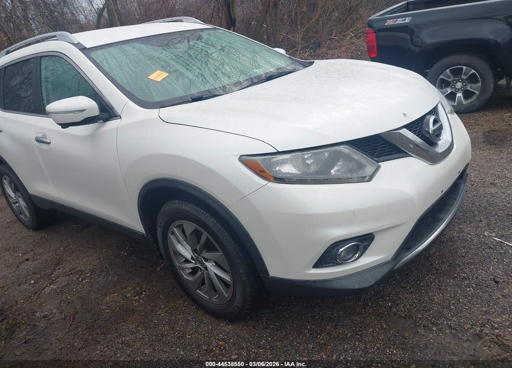 2015 NISSAN ROGUE SL VIN: 5N1AT2MV8FC775727