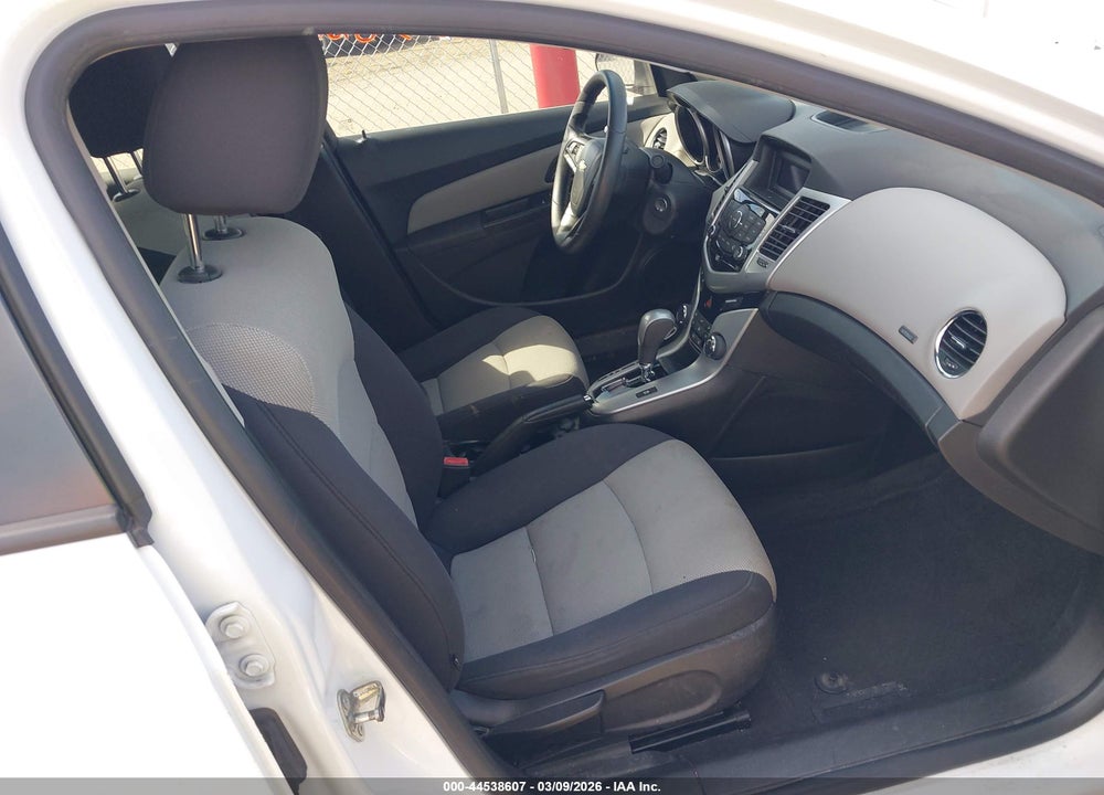 2013 CHEVROLET CRUZE LS AUTO VIN: 1G1PA5SHXD7194473