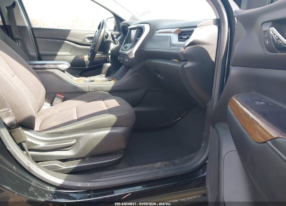 2019 GMC ACADIA SLE-1 VIN: 1GKKNKLA7KZ299936