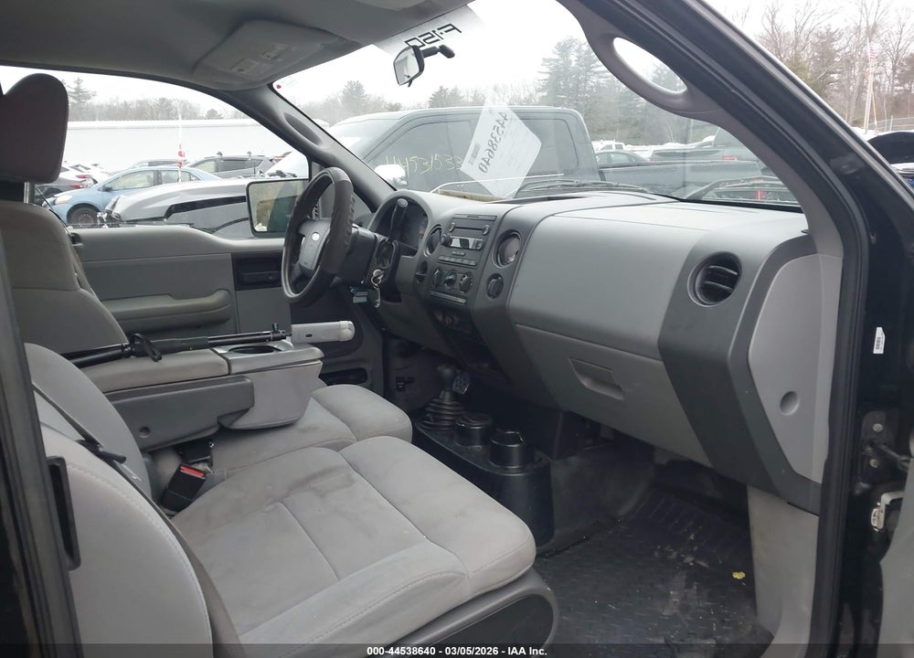 2005 FORD F-150 STX/XL/XLT VIN: 1FTRX14WX5FA58774