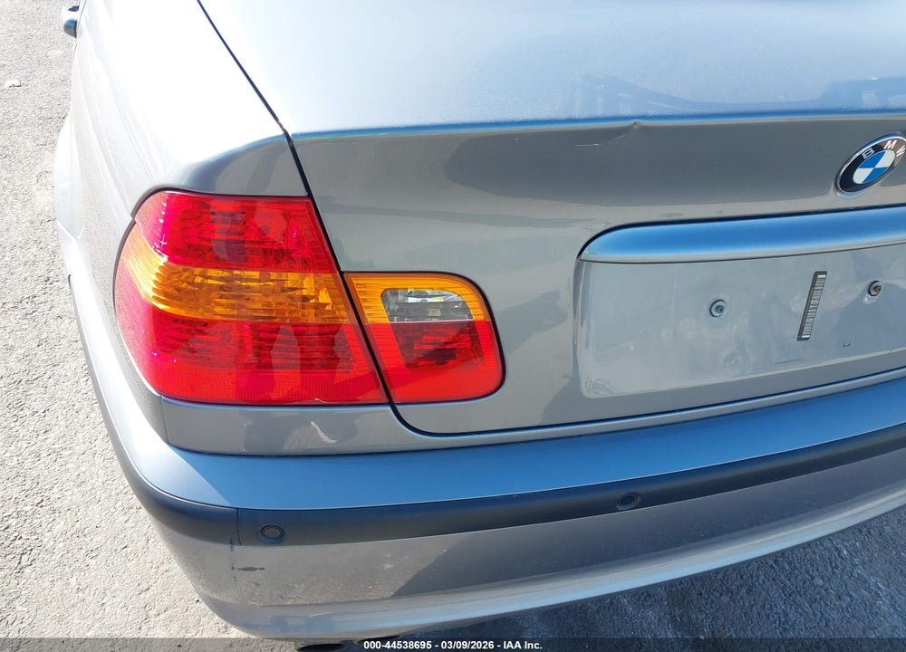 2003 BMW 330XI VIN: WBAEW53413PN30924