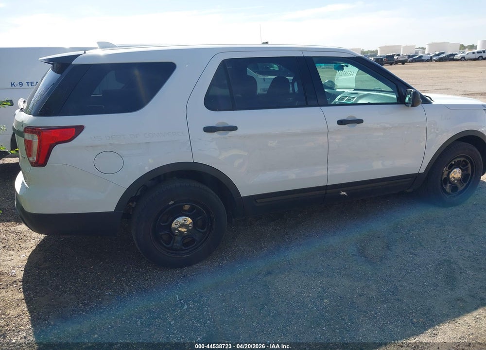 2017 FORD UTILITY POLICE INTERCEPTOR VIN: 1FM5K8AR5HGA04703