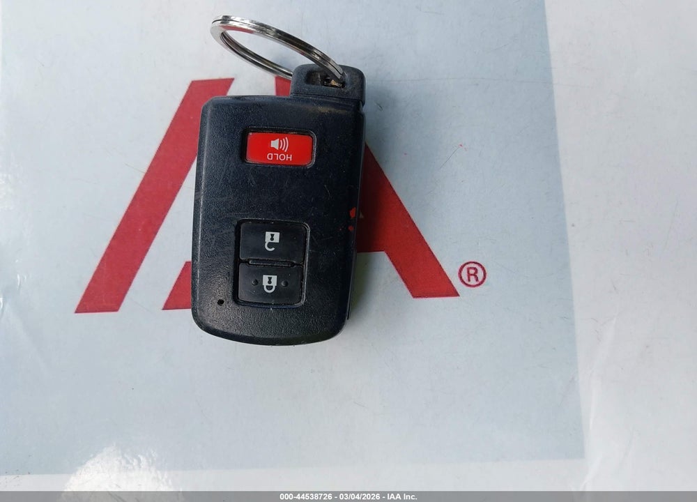 2018 TOYOTA RAV4 XLE VIN: 2T3WFREV4JW454556