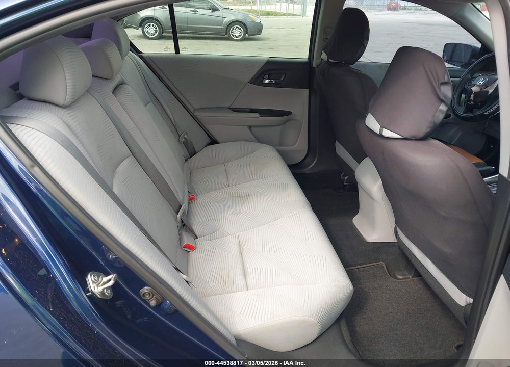 2015 HONDA ACCORD LX VIN: 1HGCR2F33FA268707