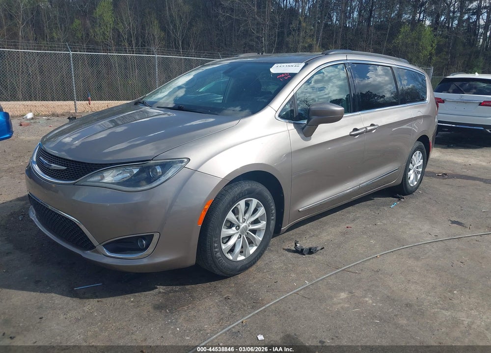 2017 CHRYSLER PACIFICA TOURING-L VIN: 2C4RC1BG1HR610229