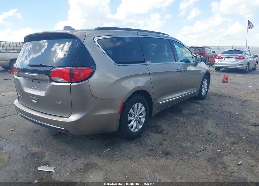 2017 CHRYSLER PACIFICA TOURING-L VIN: 2C4RC1BG1HR610229