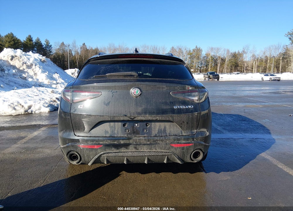 2024 ALFA ROMEO STELVIO COMPETIZIONE AWD VIN: ZASPAKBN8R7D76747