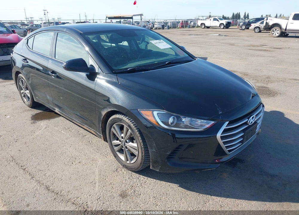 2018 HYUNDAI ELANTRA SEL VIN: 5NPD84LF6JH383531